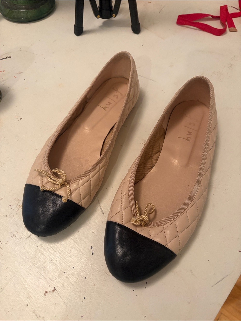 French Sole Quilted Beige and Black Cap-Toe Ballet Flats